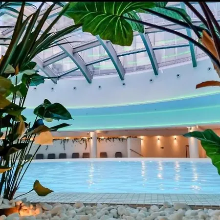 Hanza Tower Baobab & Spa شتشيتسين