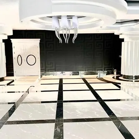 Hanza Tower Baobab & Spa *
